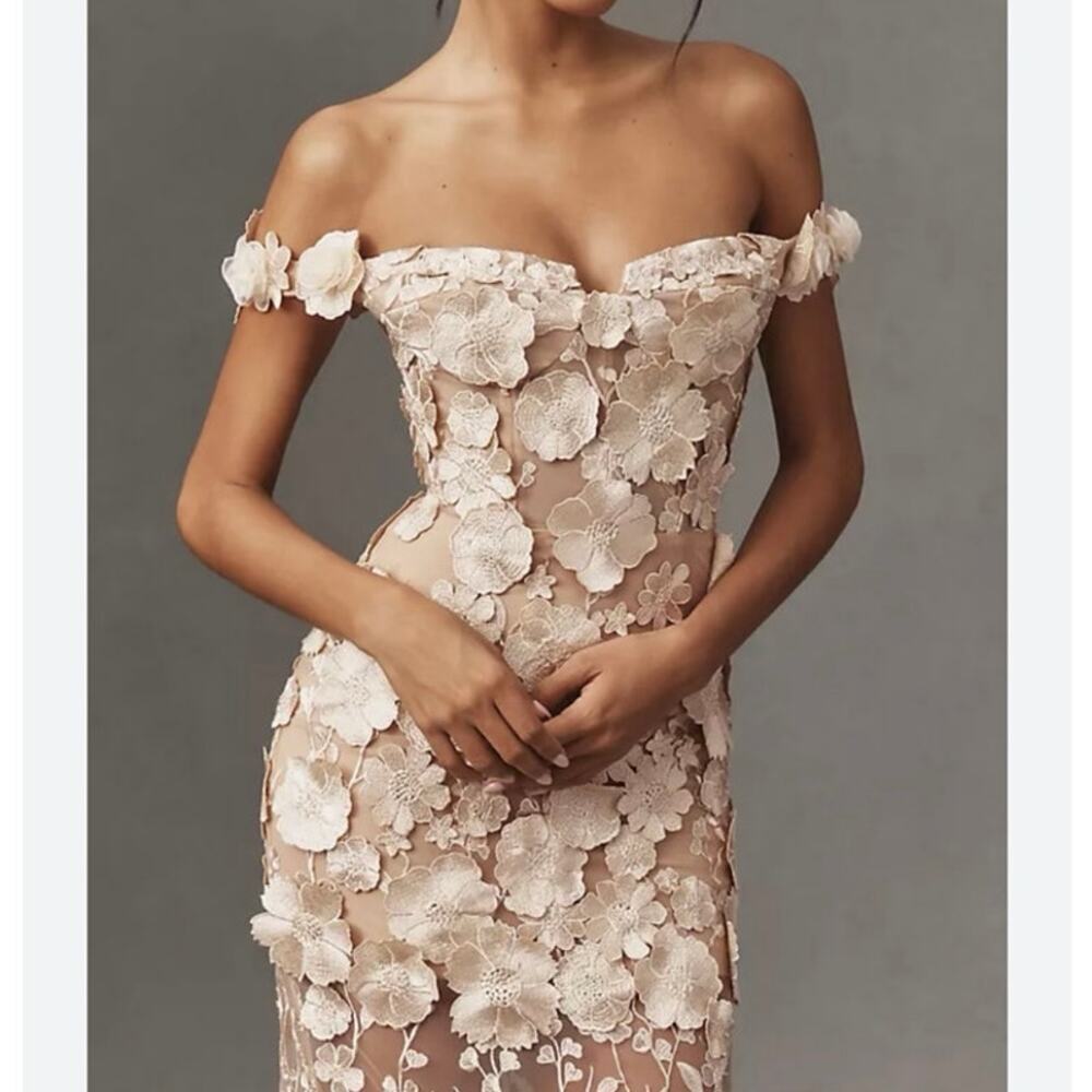 NWT Bronx and Banco Jasmine 3D Floral Off Shoulder Maxi Gown Gold Size S - Picture 7 of 16